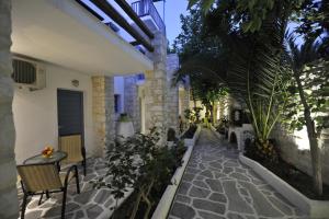 A garden outside Alexandros Studios