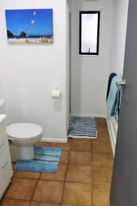 Gallery image of Close to beach in Auckland