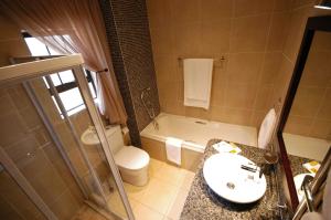 Heidelberg Kloof Lodge tesisinde bir banyo