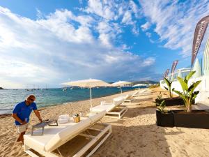 AxelBeach Ibiza Suites Apartments Spa and Beach Club - Adults ...
