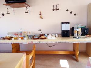 Jedlo v ubytovaní bed & breakfast alebo blízkom okolí