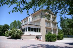 Budova, kde se hotel nachází