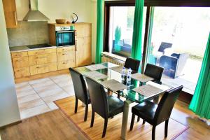 Küche/Küchenzeile in der Unterkunft Apartment am Römerkreis