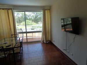 Et tv og/eller underholdning på T2 50m da Praia