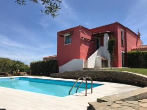 Бассейн в Villa Angeli Luxury Piscina Esclusiva или поблизости
