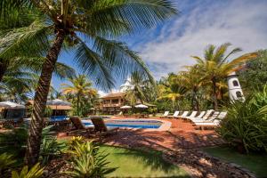 Kolam renang di atau di dekat Bupitanga Hotel