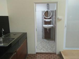 Ένα μπάνιο στο Wasuthan Garden House +53 φωτογραφίες