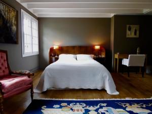 Foto de la galería de Bed & Breakfast La Clepsydre en Fontenay-aux-Roses