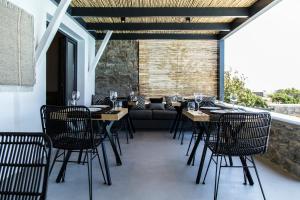 Um restaurante ou outro lugar para comer em My Mykonos Hotel