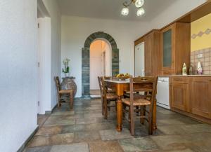 Gallery image of Mandrakia Bliss House in Mandrakia