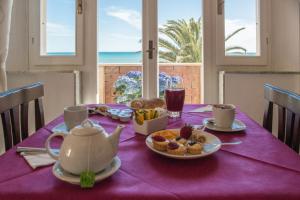 Jedlo v ubytovaní bed & breakfast alebo blízkom okolí