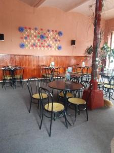 Restoran atau tempat lain untuk makan di Casa Ariana