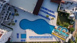 Bazén v ubytování Kemer Dream Hotel nebo v jeho okolí