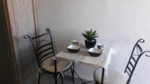 Galería fotográfica de Self-catering Studio, Unit 6 on Krupp en Windhoek
