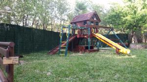 Herní místnost nebo prostor pro děti v ubytování La Pinilla Ski Apartment