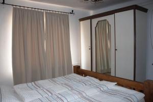 Posteľ alebo postele v izbe v ubytovaní Holiday Home Melinda