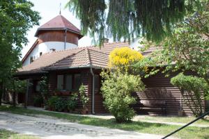 Vonkajšia záhrada v ubytovaní Holiday Home Melinda