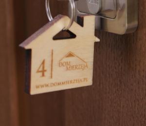 Certifikát, hodnocení, plakát nebo jiný dokument vystavený v ubytování Dom Mierzeja