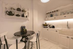 Gallery image of Apartment Sunrise in Hydra