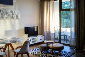 iKon Self Catering tesisinde bir oturma alanı