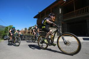 Jazda na bicykli v okolí ubytovania CHALETS MONGIOIE Pra di Roburent
