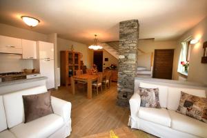 Posedenie v ubytovaní CHALETS MONGIOIE Pra di Roburent