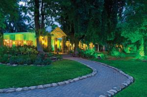 Κήπος έξω από το Gondwana Kalahari Farmhouse +14 φωτογραφίες