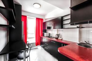 Cuina o zona de cuina de HomeService Apartments on Ismail 58/1 street