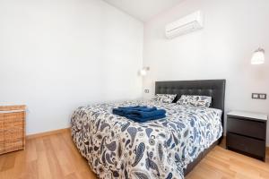 Posteľ alebo postele v izbe v ubytovaní Jinetes Penthouse in Malaga by Solaga Holiday Homes