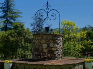 A garden outside Residence delle Tre Corone