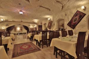 Gallery image of Fosil Cave Hotel in Ortahisar