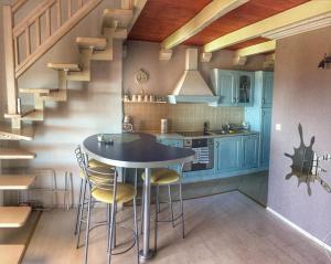 Kuchyň nebo kuchyňský kout v ubytování Novalja Zrce Iva Apartment II