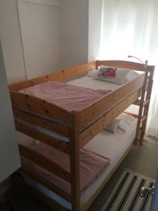 A bed or beds in a room at L'eau Vive Front de mer 4e sans ascenseur