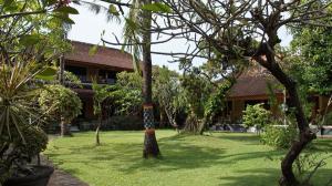 Gallery image of Sari Bali Cottage in Kuta