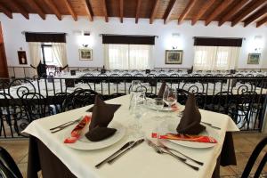 Restaurace v ubytování Poseidon + 27 fotografií