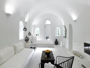 Gallery image of 1864 The Sea Captain's House in Oia