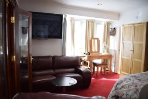 Gallery image of Clifton Bridge Guesthouse in York