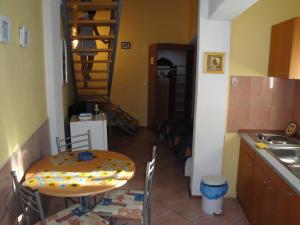 Cuina o zona de cuina de Apartment Kordić