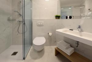 Ein Badezimmer in der Unterkunft Grand Hotel Adriatic II
