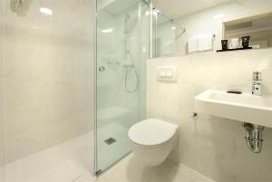Ein Badezimmer in der Unterkunft Grand Hotel Adriatic II