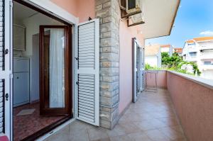 Balkón alebo terasa v ubytovaní Apartmani Prkačin