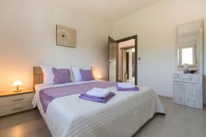 Ένα ή περισσότερα κρεβάτια σε δωμάτιο στο Modern and spacious apartment