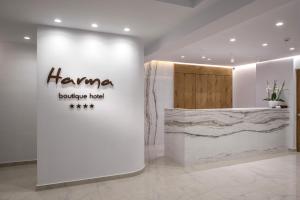 Certifikát, hodnocení, plakát nebo jiný dokument vystavený v ubytování Harma Boutique Hotel