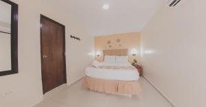 Koupelna v ubytování Azuán Suites Hotel By GEH Suites