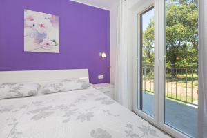 Postel nebo postele na pokoji v ubytování Holiday Home Rea + 37 fotografií