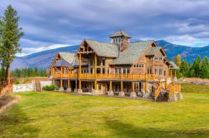 Gallery image of The Lodge at Trout Creek Bed and Breakfast in Trout Creek