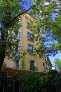 Galeriebild der Unterkunft Meg-Lozenetz Hotel in Sofia