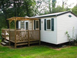 Afbeelding uit fotogalerij van Camping La Venise Du Bocage in Nesmy