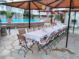 Bazén v ubytování Osmanli Hani Apart Hotel nebo v jeho okolí