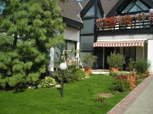 Vonkajšia záhrada v ubytovaní Haus Sonnenhof